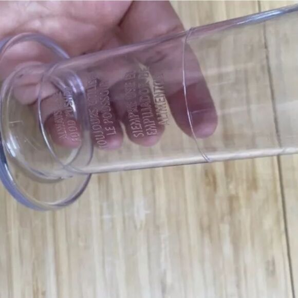 Hamilton Beach Food Processor Model 70580 FP20 Replacement Part Pusher & Sleeve - Picture 2 of 12